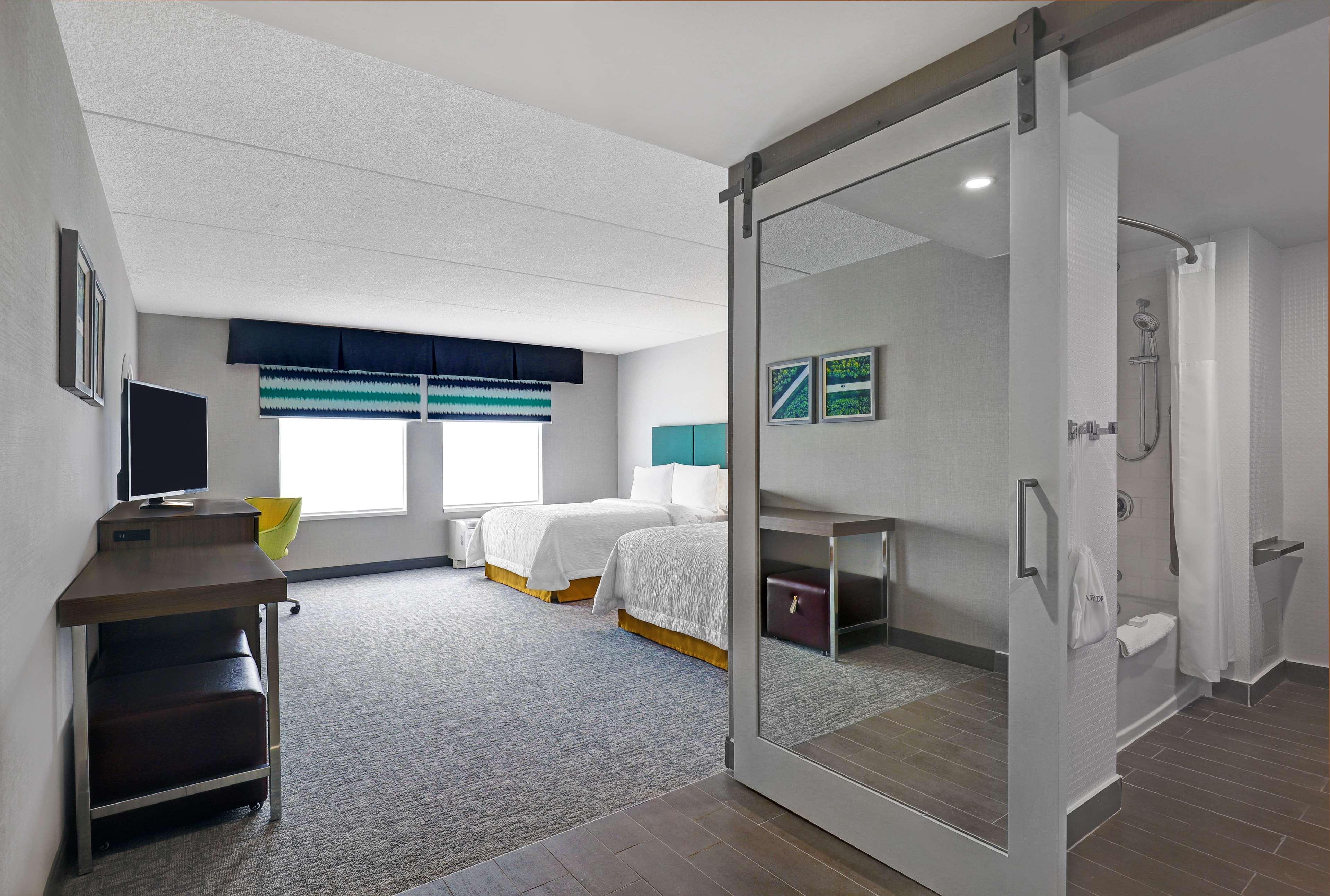 Hampton Inn & Suites Бельвиль Экстерьер фото