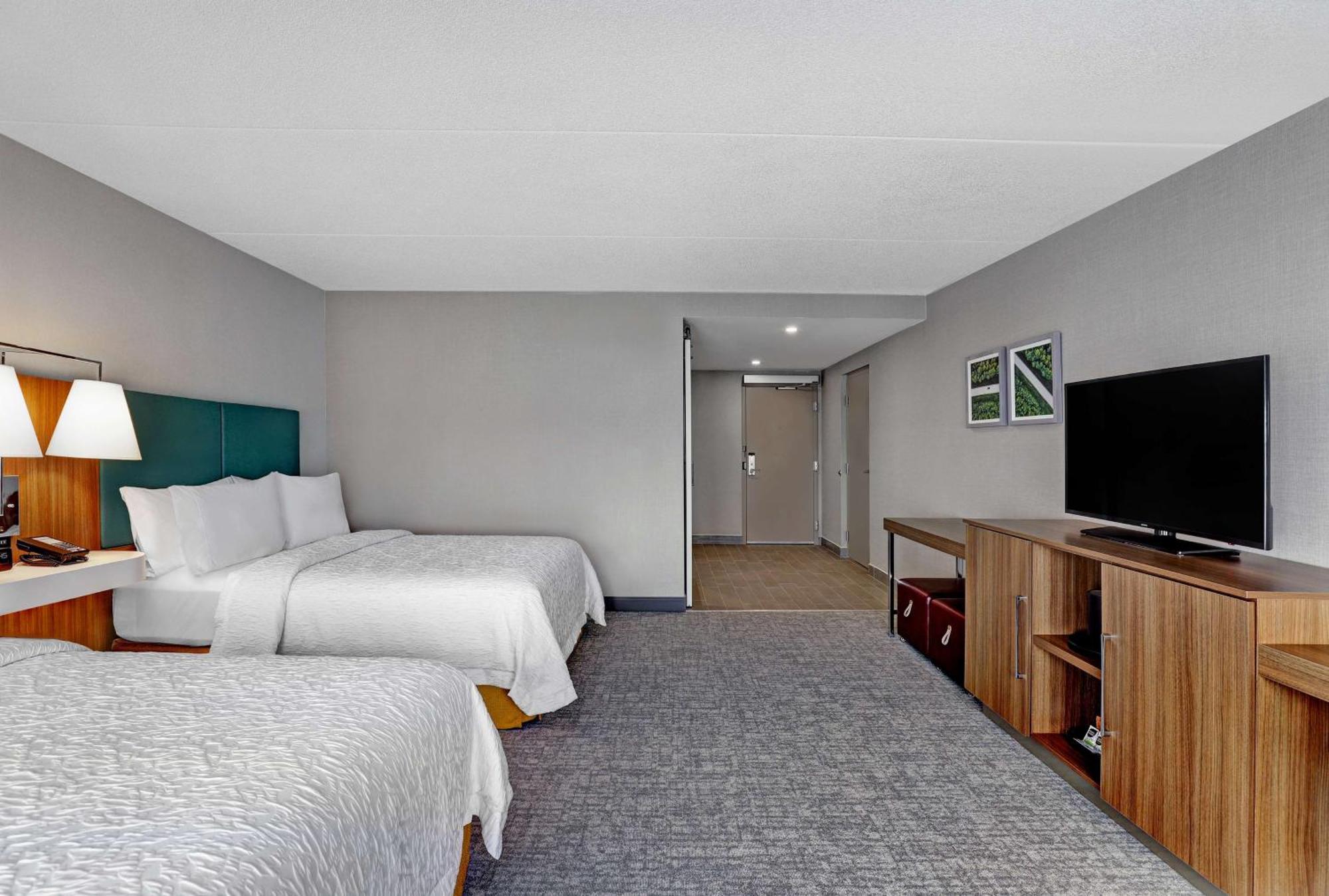 Hampton Inn & Suites Бельвиль Экстерьер фото