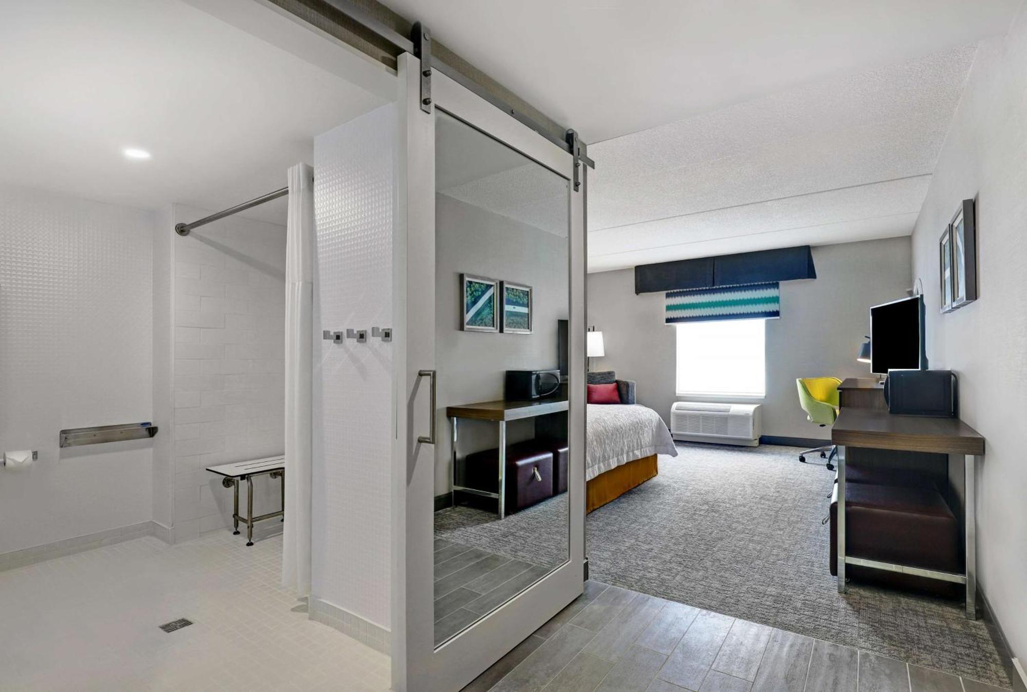 Hampton Inn & Suites Бельвиль Экстерьер фото