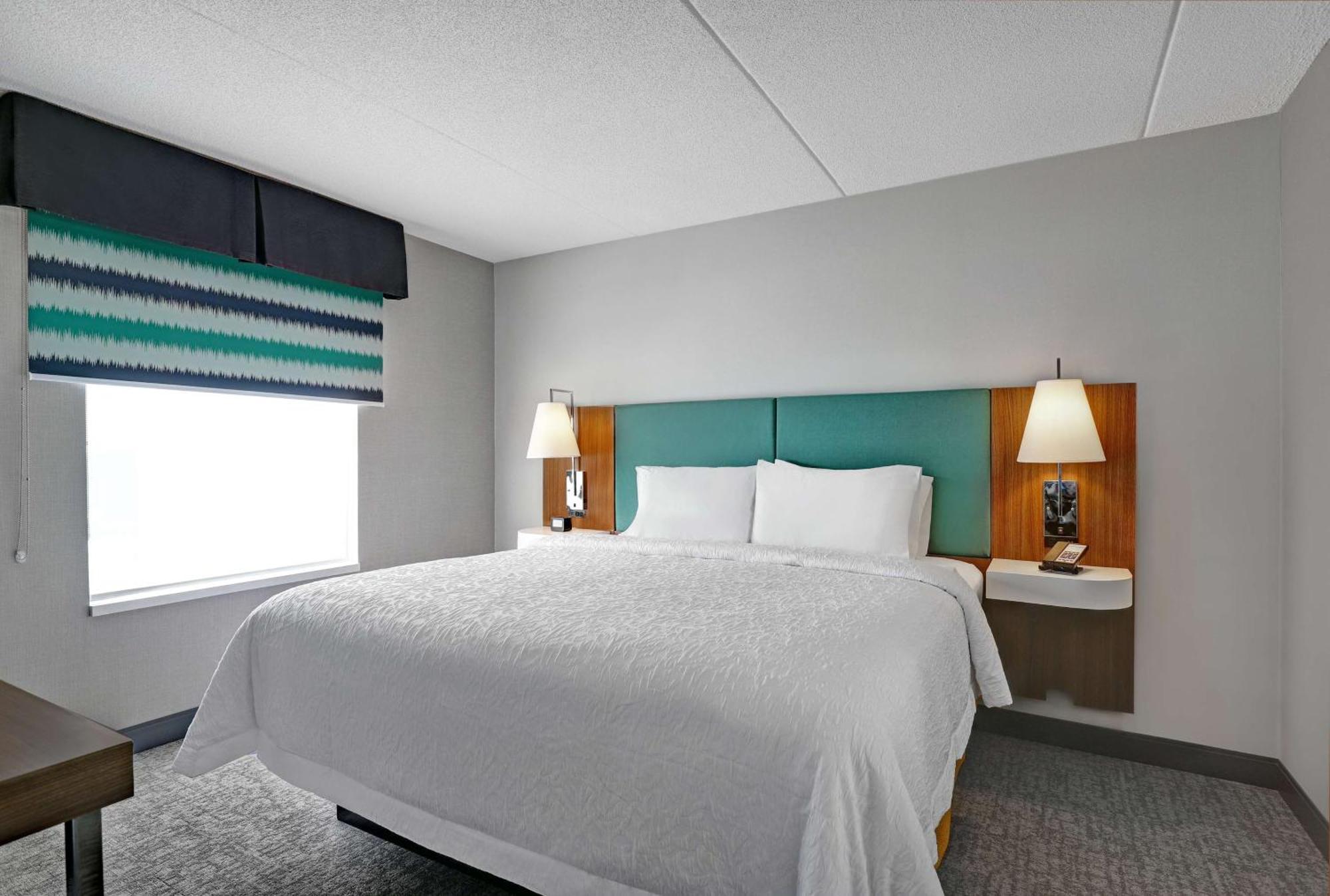 Hampton Inn & Suites Бельвиль Экстерьер фото
